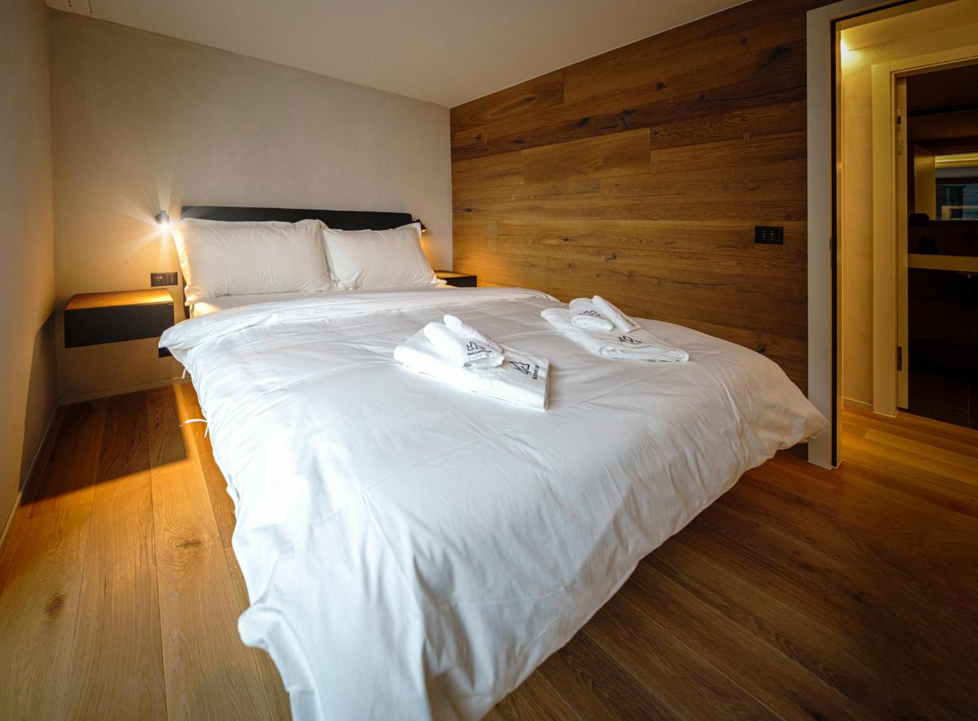 Black Summit Boutique Resort Laax Exteriör bild