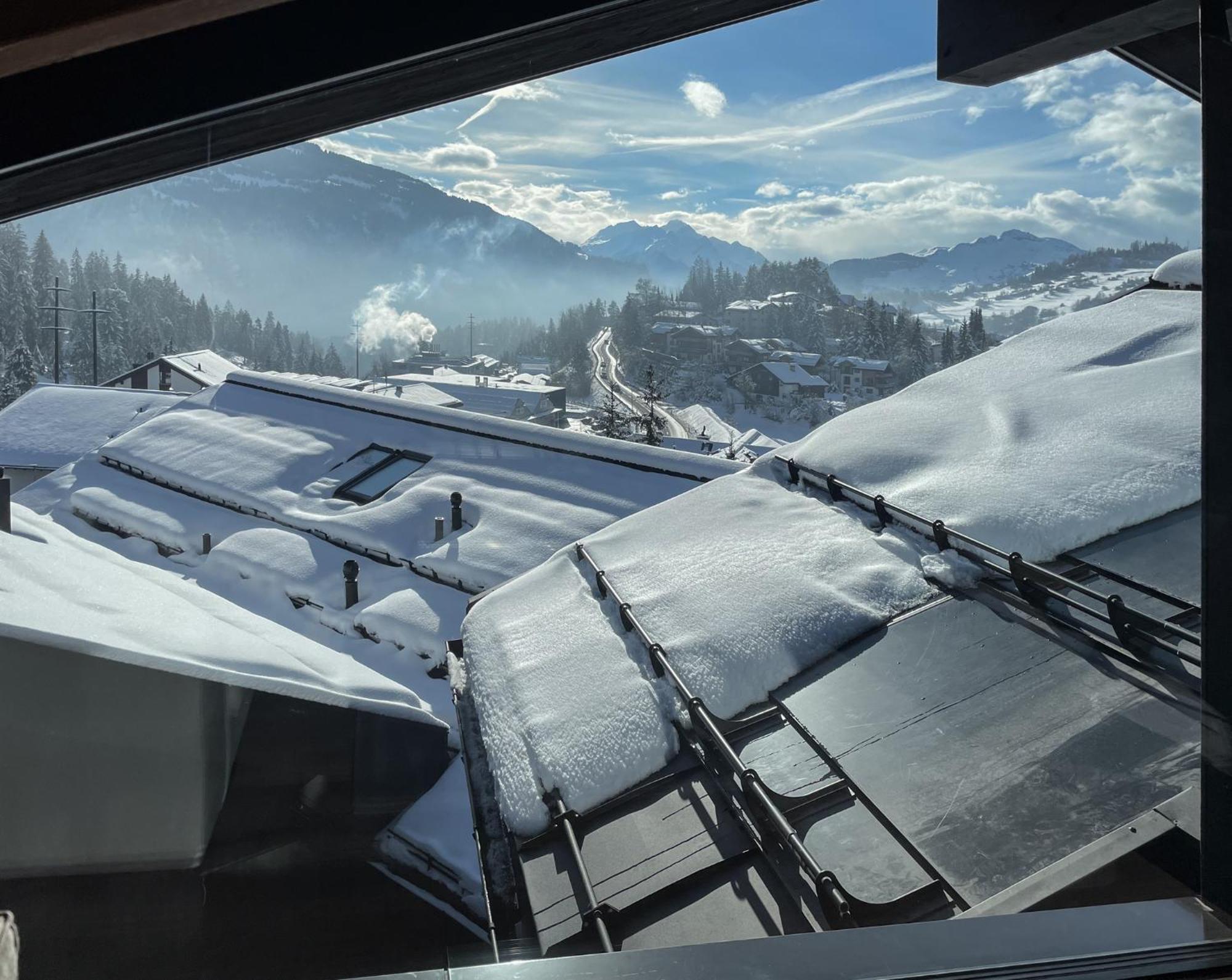Black Summit Boutique Resort Laax Exteriör bild