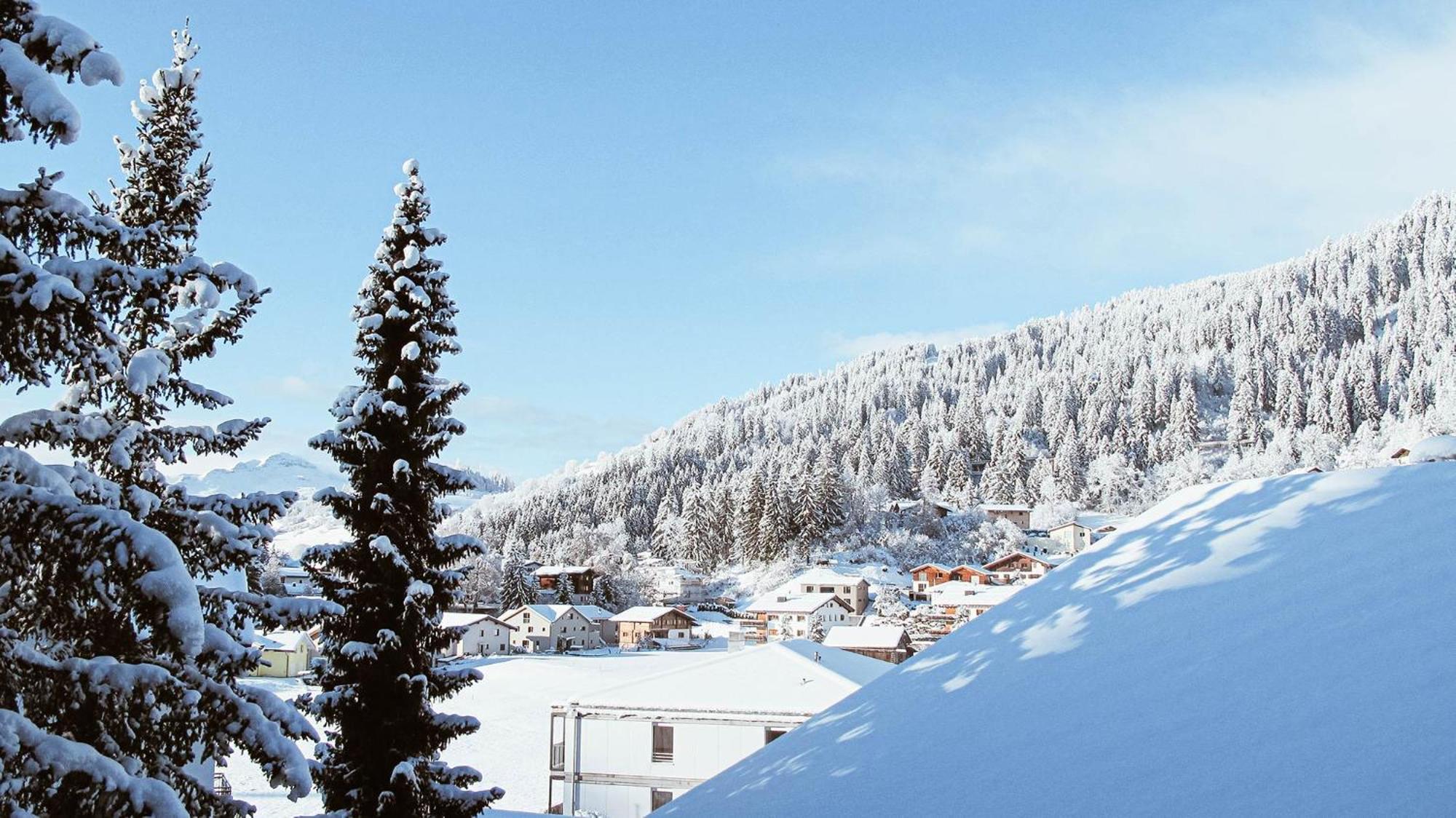 Black Summit Boutique Resort Laax Exteriör bild
