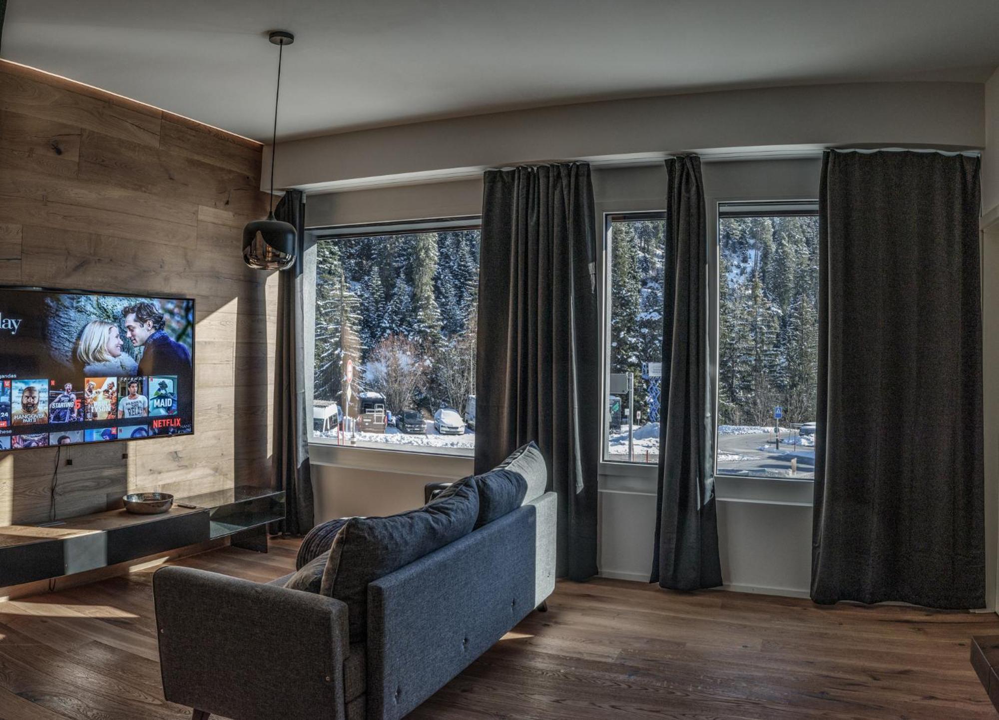 Black Summit Boutique Resort Laax Exteriör bild